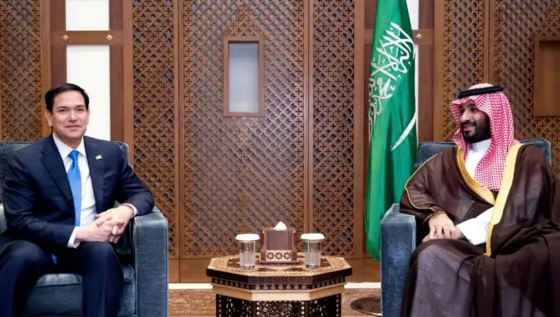 ABD'nin Riyad'a 100 Milyar Dolar Değerinde Silah Paketi: F-35'ler Kapsamda!
