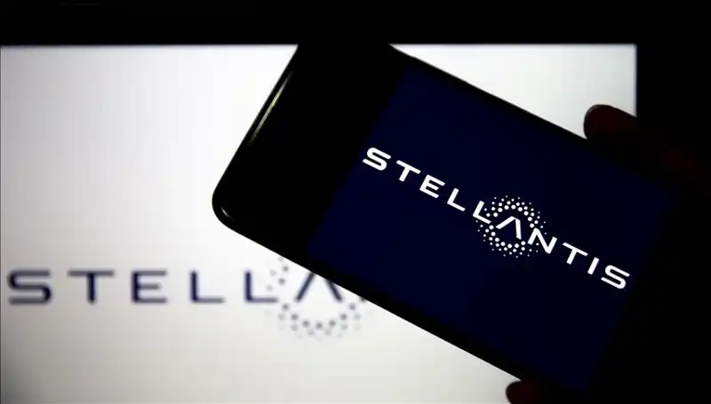 Stellantis’in Fabrika Kapanmaları: Otomotiv Devi Tehlikede mi?