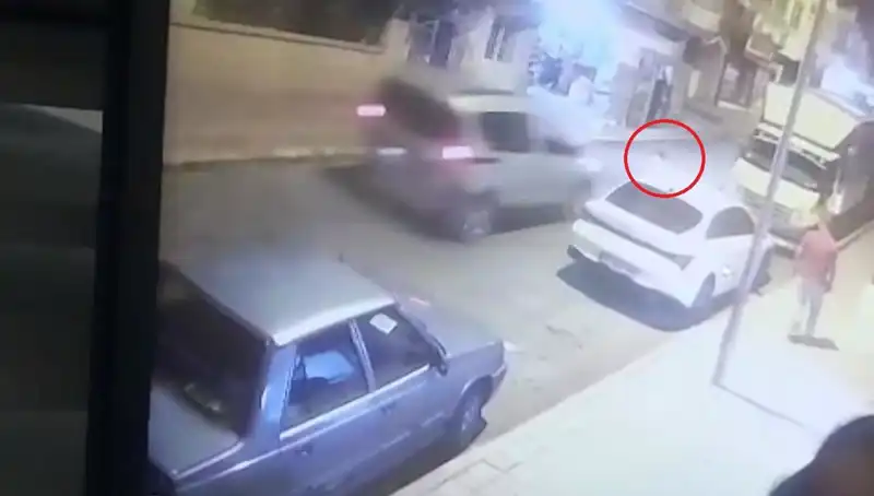 Yola Fırlayan Çocuğa Araç Çarptı: Kazanın Detayları ve Farkındalık Önerileri