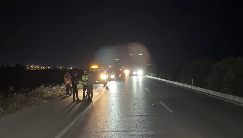 Adana'da Üç Araçlık Zincirleme Trafik Kazası: Kaza Anı ve Sonrası