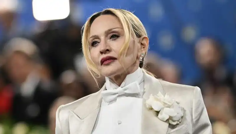 Madonna’nın Yeni Diyeti: Kanserle Mücadele İddialarını Değiştiriyor