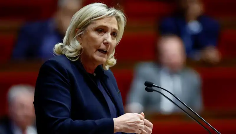 Le Pen'in Siyasi Kariyeri için Kritik Dönüm Noktası: Suçlama Süreci Başladı