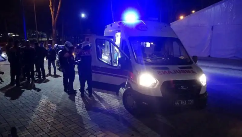 Şehir Parkında Şoke Eden Silahlı Kavga: İki Grup Arasında Olaylar Gelişti