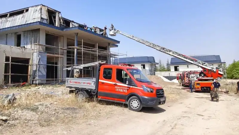 Gölbaşı'nda Villaları Tehdit Eden Yangın: Detaylar ve Önlemler