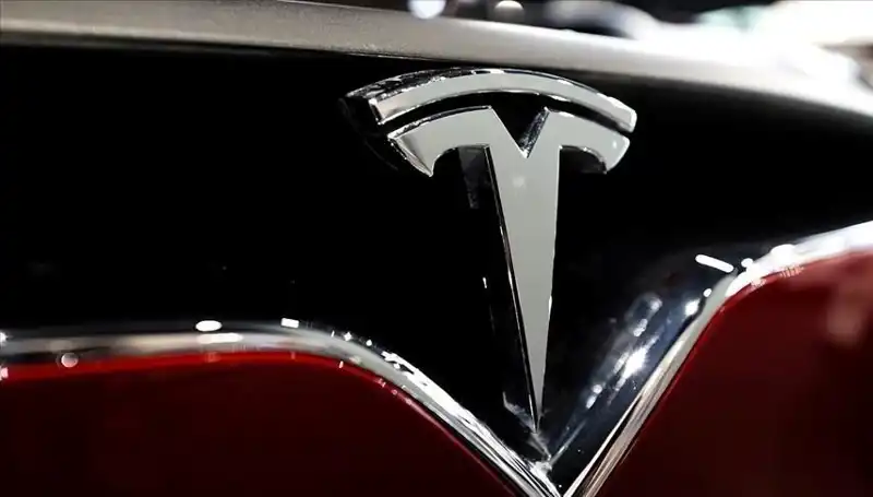 Tesla’da Ucuz Model Tartışmaları: HW3 Kullanıcıları FSD İçin Ne Bekliyor?