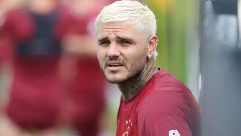 Icardi, Borçlarını Açıkladı: Osimhen ve Kerem Aktürkoğlu Hakkında Neler Dedi?