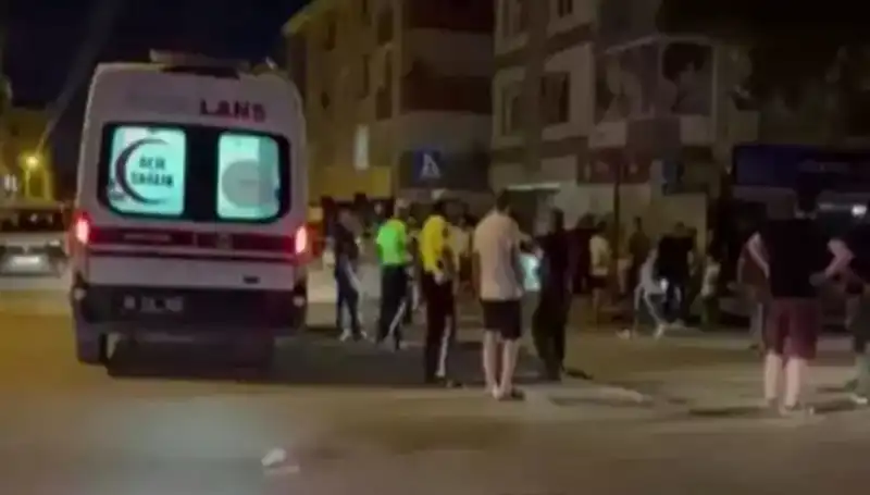 Alkollü Sürücü Tartıştığı Yayaları Kamyonetle Ezdi: Olayın Ardındaki Gerçekler