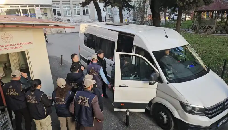 Türkiye'de Belediyelere Yönelik Terör Operasyonunda 34 Şüpheli Adliyeye Sevk Edildi